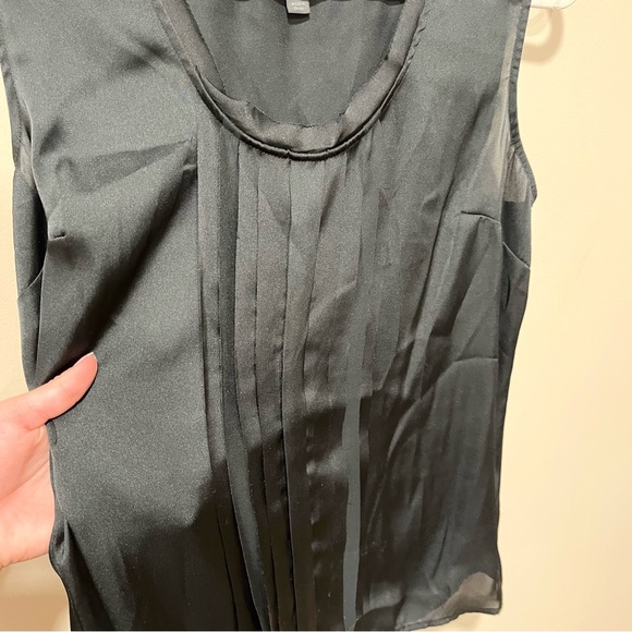 Mossimo pleated black tank - Picture 2 of 5